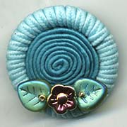 soutache button