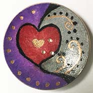 Heart saucer button